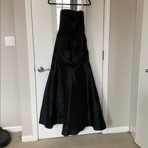 Black peplum gown